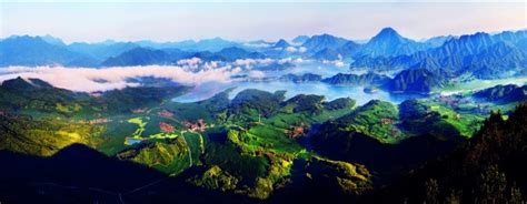 The Songhua Lake Scenic Area: A Breathtaking Tapestry of Natural Beauty and Recreational Delights!