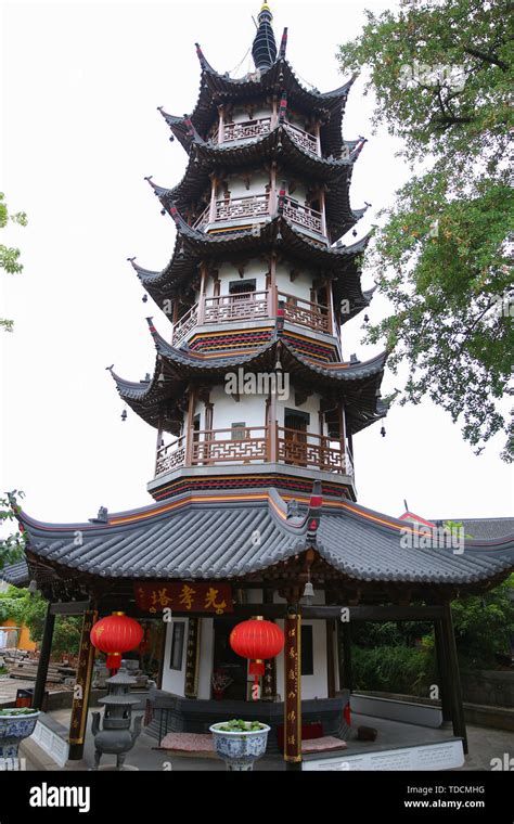 Temple of Heaven - Nantong, Where Ancient Architecture Meets Serenity and Divine Whispers!